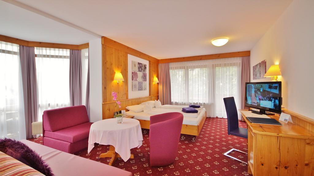 希瓦增贝格特劳贝酒店 格洛特尔塔尔 客房 照片